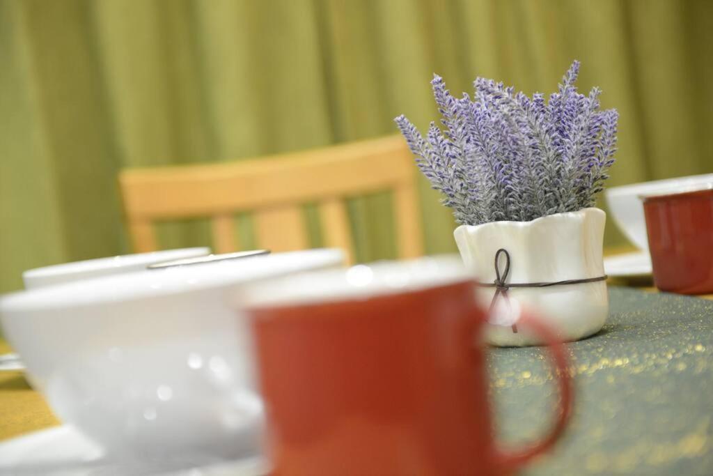 8Pax Cozy Home Stay Jazz Suites 1 Vivacity Kuching Sarawak 3Br Экстерьер фото